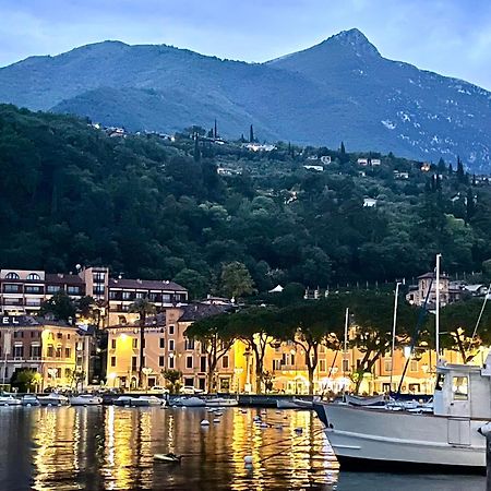 Casa Dolce Vita, Seeblick Toscolano Maderno Eksteriør billede