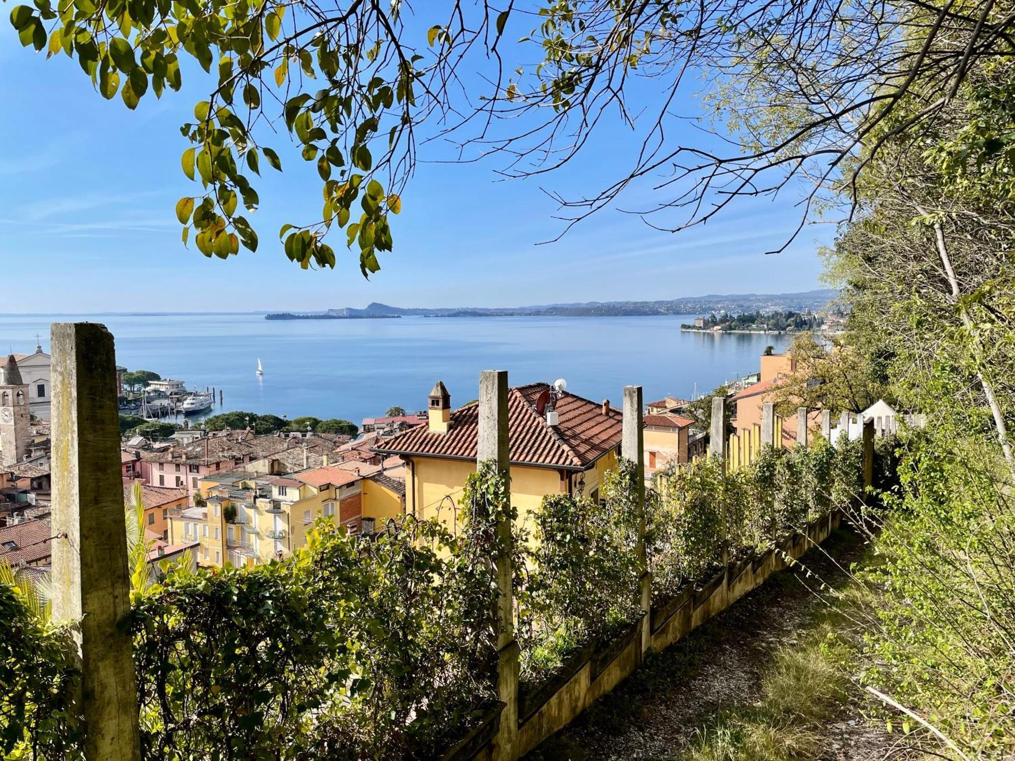 Casa Dolce Vita, Seeblick Toscolano Maderno Eksteriør billede