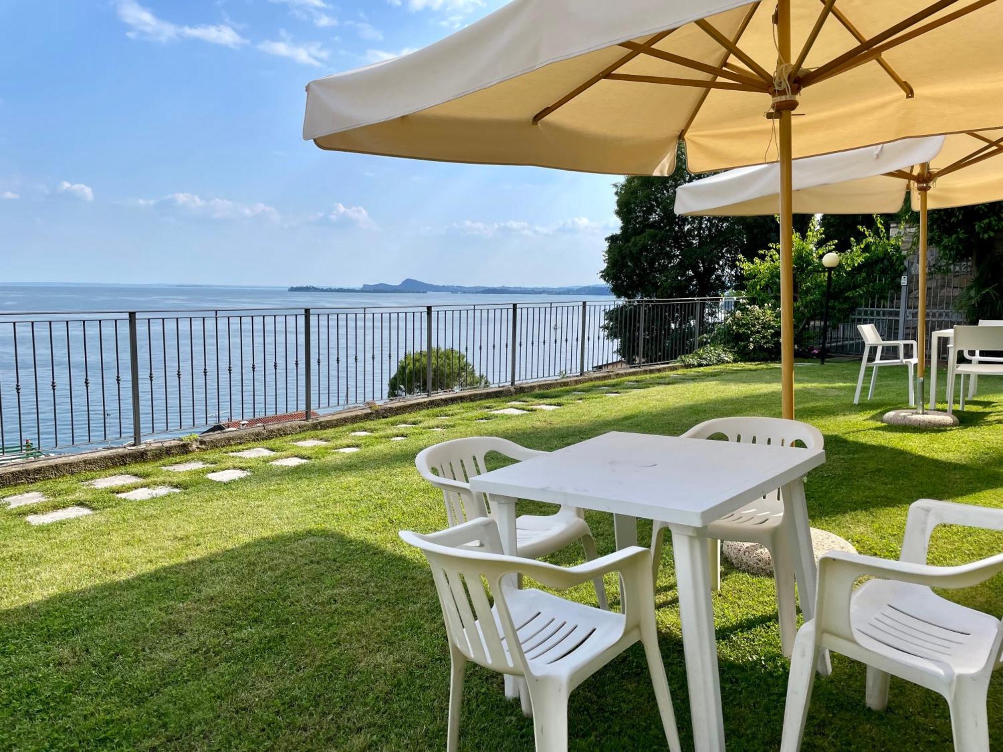 Casa Dolce Vita, Seeblick Toscolano Maderno Eksteriør billede